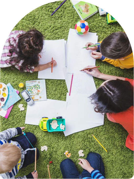 magnifying-glass-student